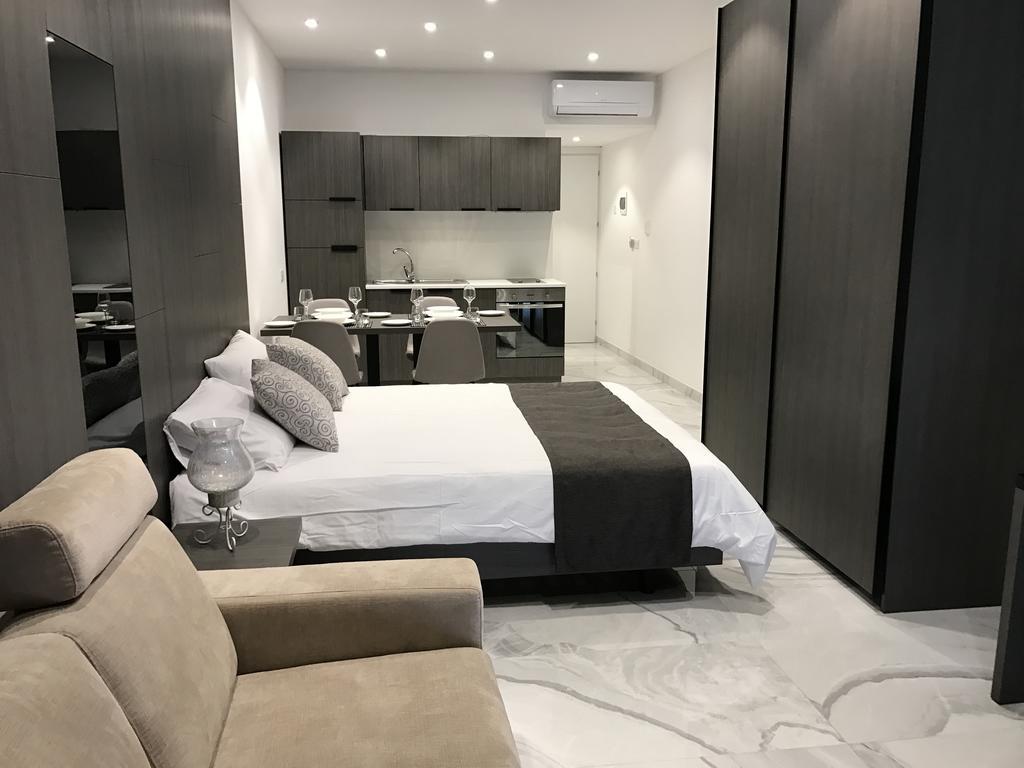 Hub Apartment